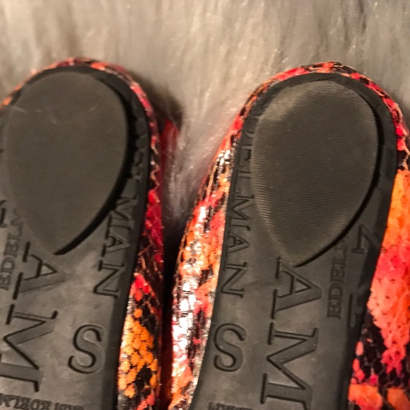 Sam Edelman red/orange snake flats size 6 - Picture 3 of 4